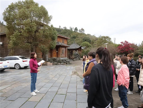 城投集團(tuán)開展紀(jì)念“三八”婦女節(jié)活動